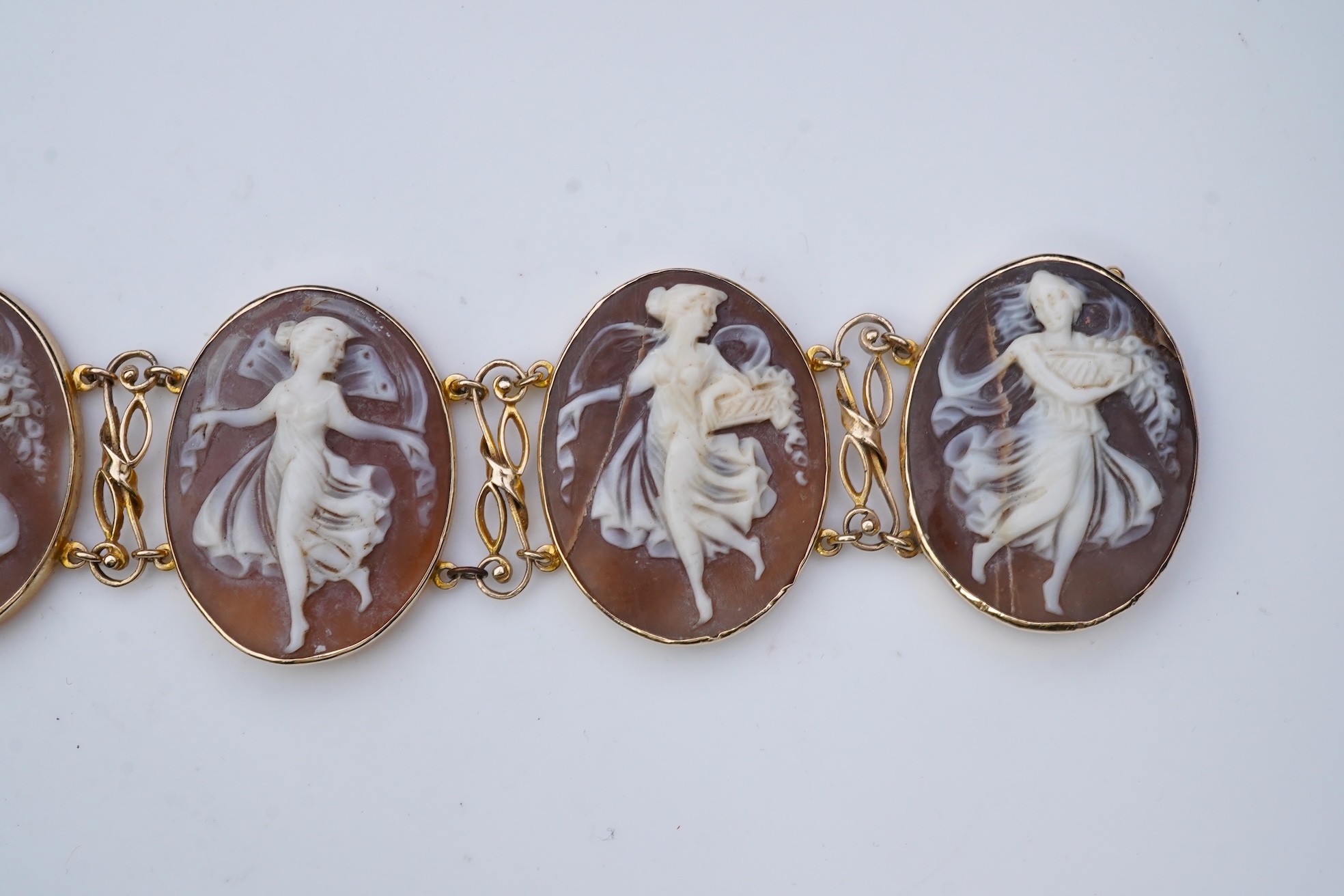 A shell cameo bracelet, Italy